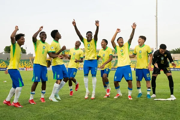 Imagem colorida da Seleção Brasileira sub-17 - Metrópoles