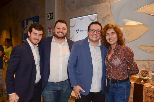 Encontro reúne 100 líderes de grandes empresas pra trocar experiências