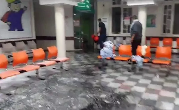Imagem colorida de ala de hospital que pegou fogo - Metrópoles