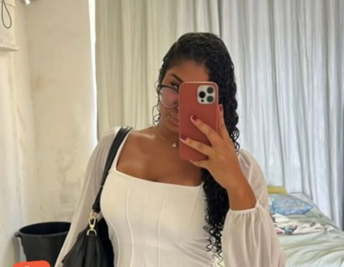 Brenda Nicole teria se recusado a entregar celular para assaltante Brenda Nicole teria se recusado a entregar celular para assaltante