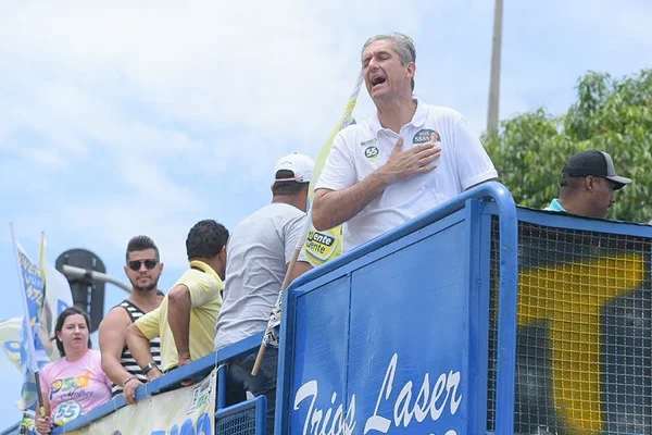 Rosso faz carreata em Ceilândia e se diz “mais animado do que nunca”