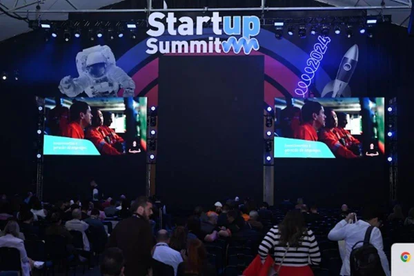 Foto colorida da Startup Summit 2024 - Metrópoles