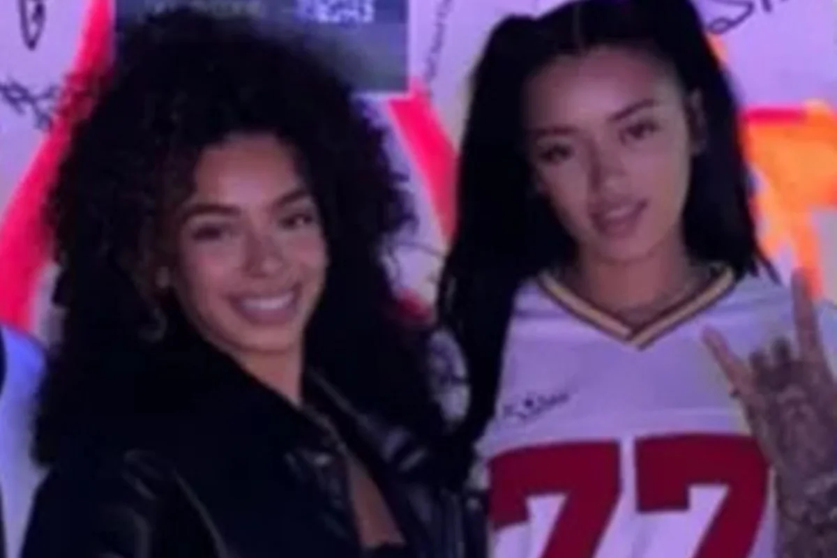 Carla Perez e Amber Marie estão juntas há pouco mais de 1 ano Carla Perez e Amber Marie estão juntas há pouco mais de 1 ano