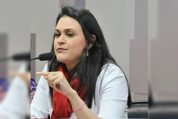 Ibaneis anula nomeação no GDF de advogada presa em operação policial