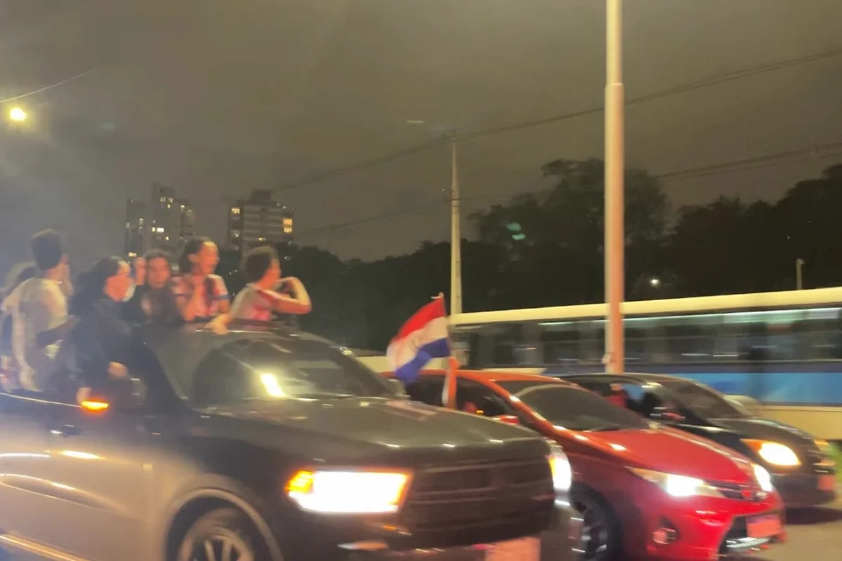 Paraguai é tomado por festa após eliminar a Alemanha e garantir vaga nas oitavas da Copa