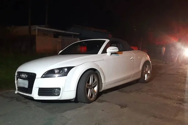 Empresário bêbado atropela namorada e é preso em Curitiba