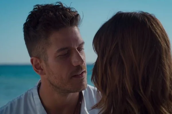 Vídeo. Marco Pigossi fala sobre Tidelands, sua estreia na Netflix