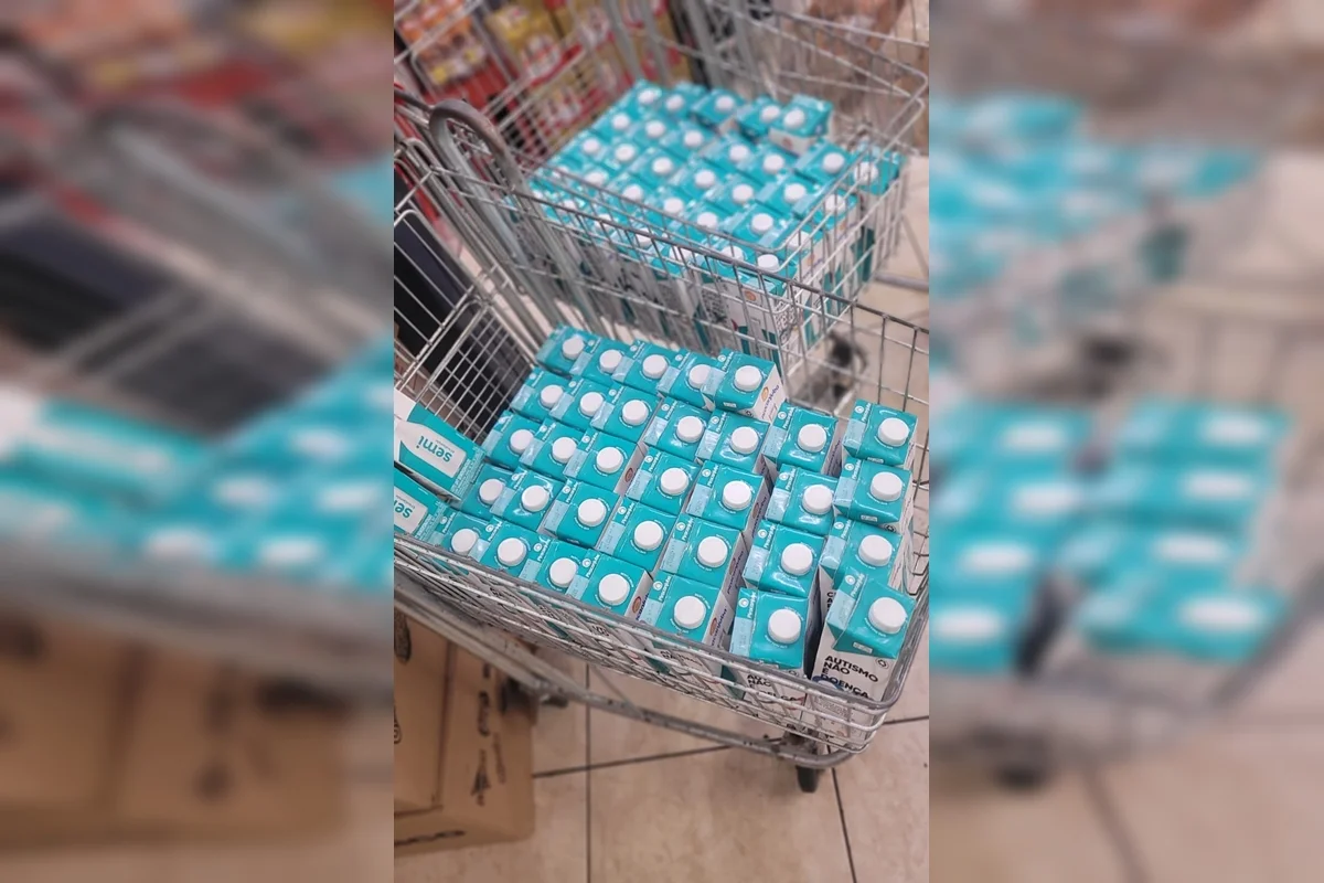 Durante a fiscalização, os agentes flagraram 179 garrafas de cerveja vencidas desde janeiro deste ano, 69 litros de leite com prazo expirado em junho Durante a fiscalização, os agentes flagraram 179 garrafas de cerveja vencidas desde janeiro deste ano, 69 litros de leite com prazo expirado em junho