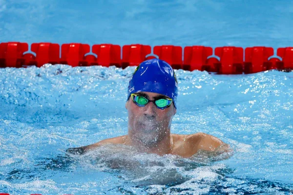 Talisson Glock conquista medalha de bronze na natação paralímpica