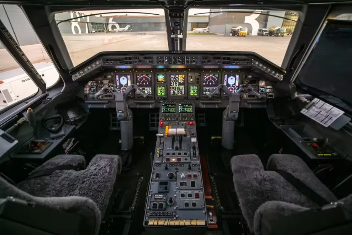 Veja fotos do avião ligado a Vorcaro que foi usado por Flávio e Moraes - imagem 5 Veja fotos do avião ligado a Vorcaro que foi usado por Flávio e Moraes - imagem 5