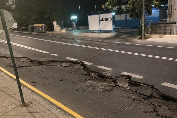 Terremoto de magnitude 5,2 atinge Espanha e provoca danos