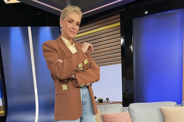 Foto colorida de Ana Hickmann - Metrópoles