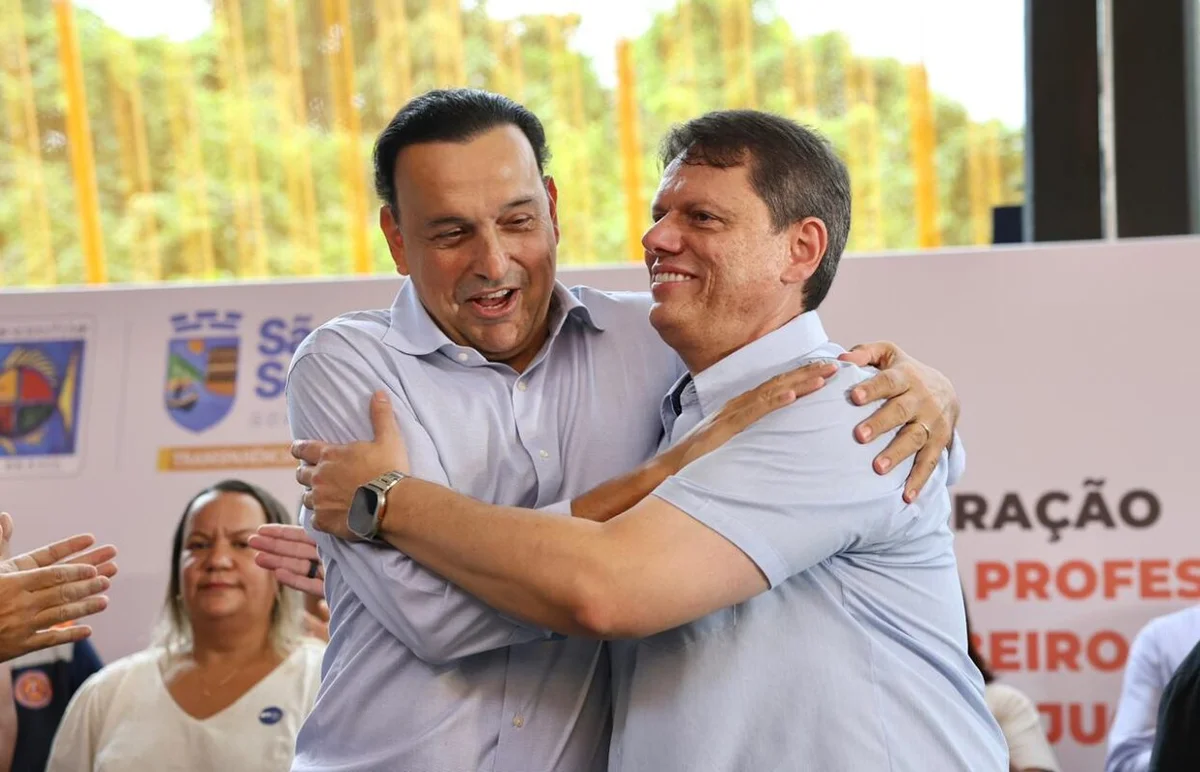 O governador Tarcísio de Freitas com seu vice Felício Ramuth, em Juquehy O governador Tarcísio de Freitas com seu vice Felício Ramuth, em Juquehy