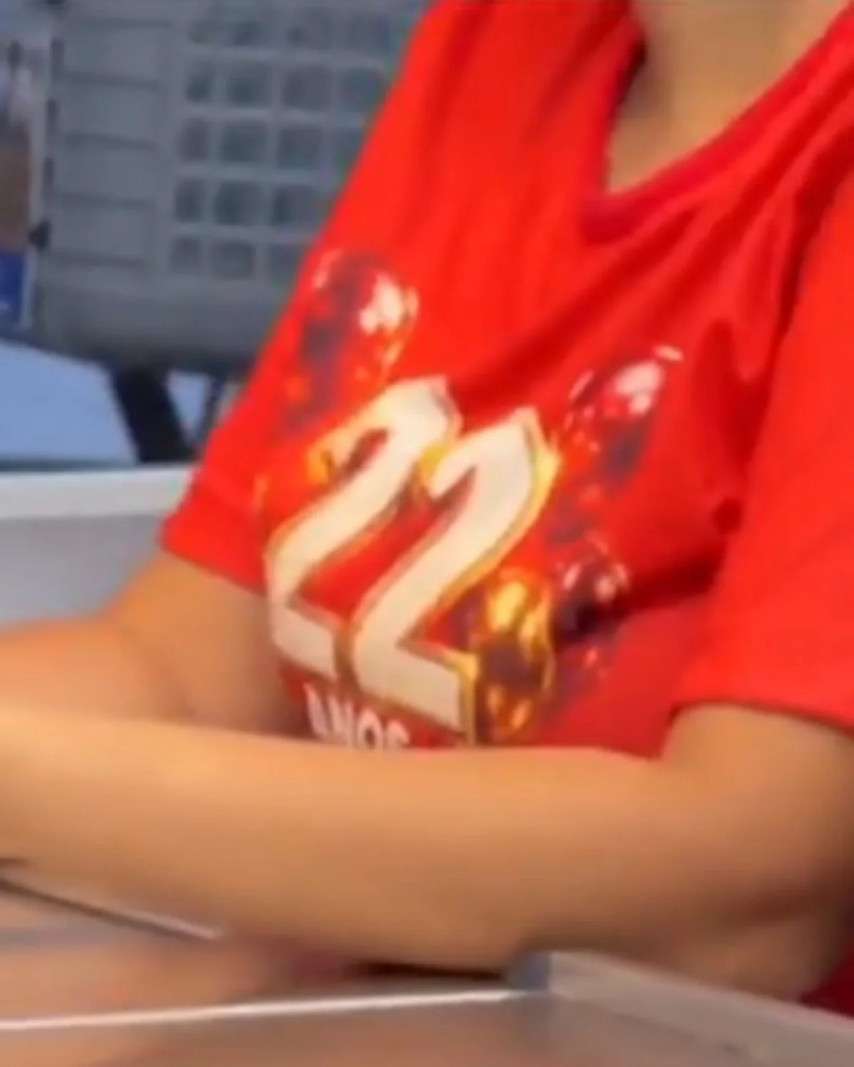 MPT-BA processa rede de supermercado por adotar uniforme com “22” estampado - imagem 2 MPT-BA processa rede de supermercado por adotar uniforme com “22” estampado - imagem 2