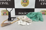Objetos apreendidos com suspeito de ataques a ônibus em SP