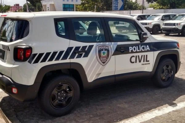 Imagem colorida, viatura da Polícia Civil de Paraíba - Metrópoles
