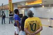 Família aguarda chegada de filho vítima de tráfico humano em Mianmar