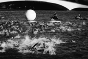 Largada da prova Triathlon Standard