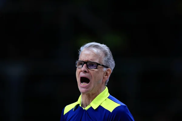 Olimpíadas 2024: Brasil perde para Polônia no vôlei masculino