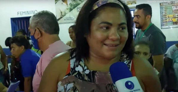 Mulher rói 16 pequis em dois minutos e vence festival em MT