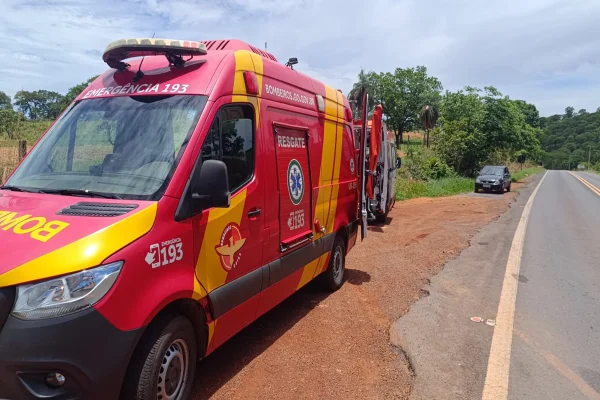 Mulher morre eletrocutada ao tentar salvar filho em piscina no Entorno