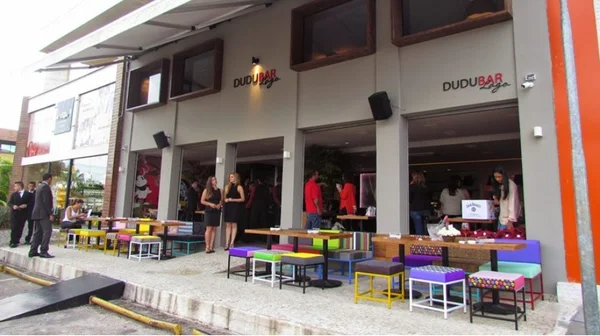 Fachada do Dudu Bar Lago