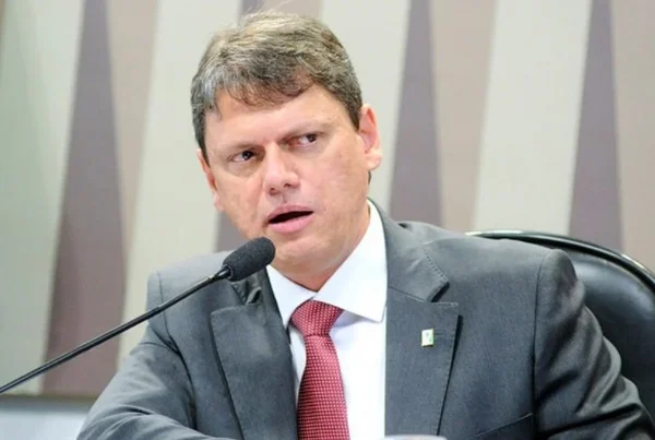 Tarcísio de Freitas, Ex-ministro da Infraestrutura do Brasil- Metrópoles