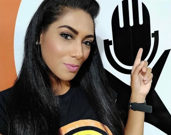 Homem mata esposa estrangulada com fio, e vai à DP confessar