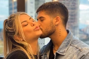 Zé Felipe e a mãe, Poliana Rocha