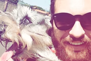 Henrique e seu cachorro 