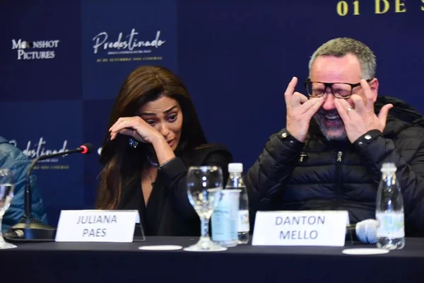 Juliana Paes e Danton Mello choram ao comentar filme Predestinado