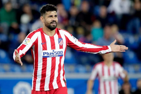 Flamengo abre negociação com Diego Costa, diz site