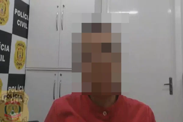 técnica de enfermagem presta depoimento