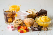 Esses alimentos prejudicam a saúde por conter ingredientes danosos Esses alimentos prejudicam a saúde por conter ingredientes danosos