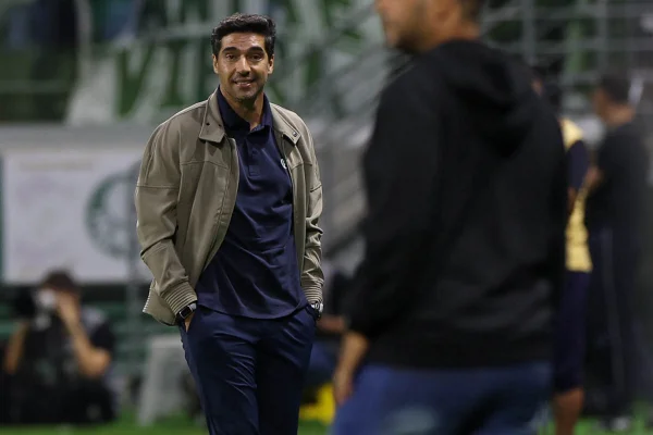 Imagem colorida de Abel Ferreira