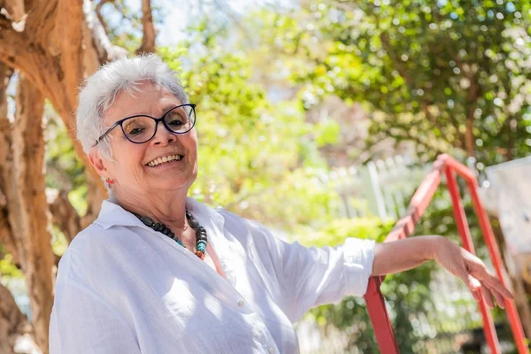 Fazer o bem: conheça Vicky Tavares e o Instituto Vida Positiva