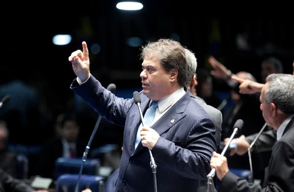 A pedido da Odebrecht, Gim apresentou emenda para beneficiar o grupo