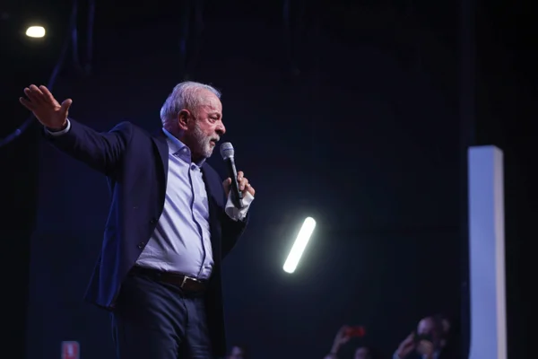 Presidente Lula discursa durante abertura do 16º Congresso do PCdoB, no Centro de Convenções Ulysses Guimarães METROPOLES