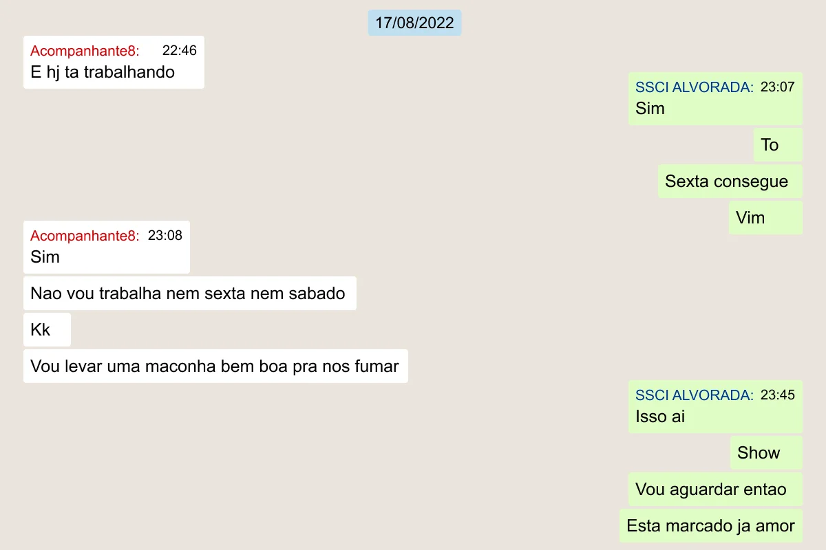 Veja mensagens que incriminam bombeiro que levou prostitutas a quartel - imagem 8 Veja mensagens que incriminam bombeiro que levou prostitutas a quartel - imagem 8