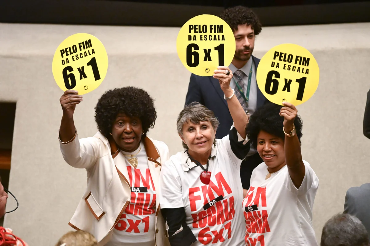 Governo fez dois cálculos políticos ao retirar urgência do PL da 6x1
