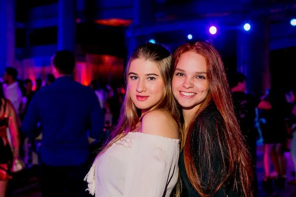Pietra Amorim e Maria Fernanda Duraes Pietra Amorim e Maria Fernanda Duraes