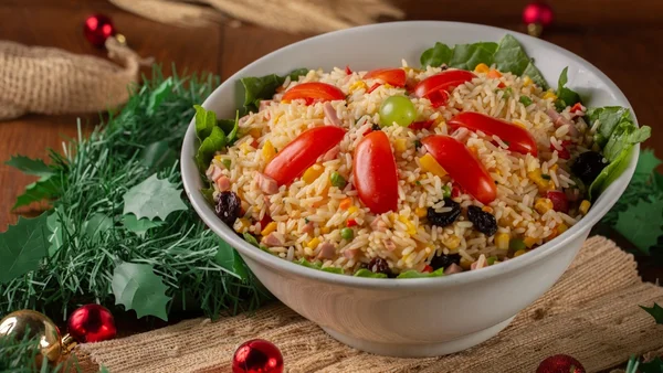 Arroz natalino de frutas secas e castanha