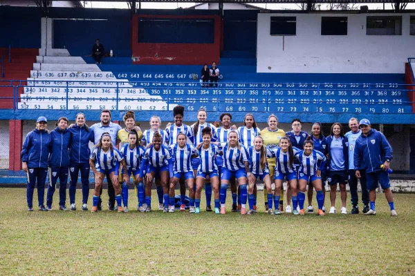 Jogadoras da equipe feminina do Avai - Metrópoles