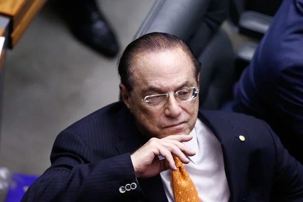 Toffoli pede informações a Fachin em pedido de liberdade de Maluf