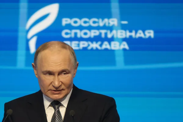 Imagem colorida mostra o presidente da Rússia, Vladimir Putin - Metrópoles