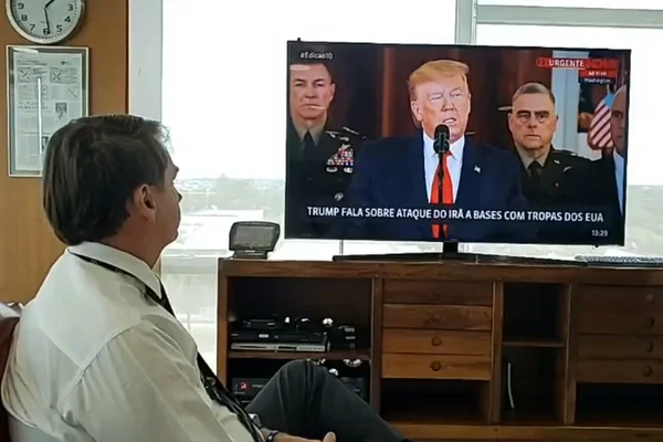 Bolsonaro usa fala de Trump para criticar relação de Lula com Irã