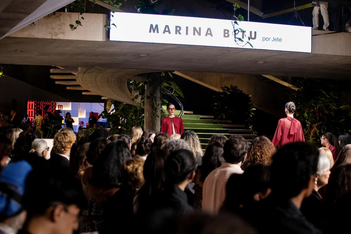 Desfile da marca Marina Bitu por Jeté Desfile da marca Marina Bitu por Jeté