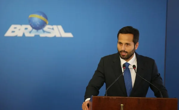 Ministro da Cultura, Marcelo Calero, pede demissão do cargo
