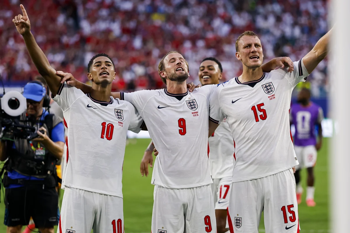 Wonderwall é entoada pelos torcedores da Inglaterra na Copa do Mundo 2026. Wonderwall é entoada pelos torcedores da Inglaterra na Copa do Mundo 2026.