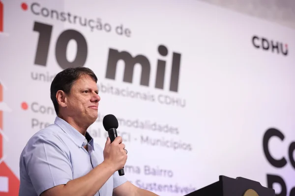 O governador Tarcísio de Freitas - Metrópoles